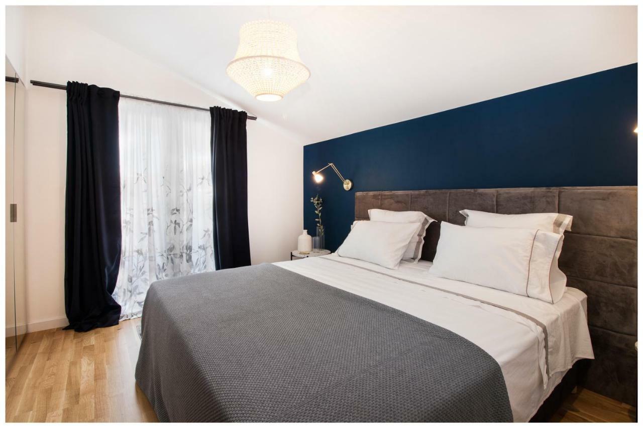 Apartman Sissy Primosten Bagian luar foto