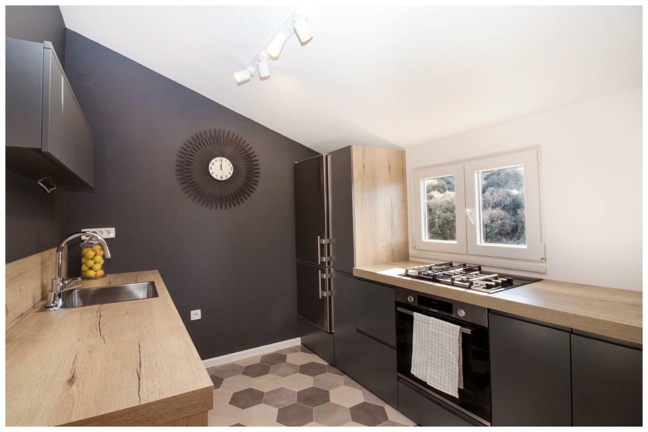 Apartman Sissy Primosten Bagian luar foto